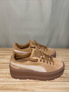 Puma x Rihanna Fenty Cleated Creeper Suede Womens Golden Brown Shoes Size 8.5